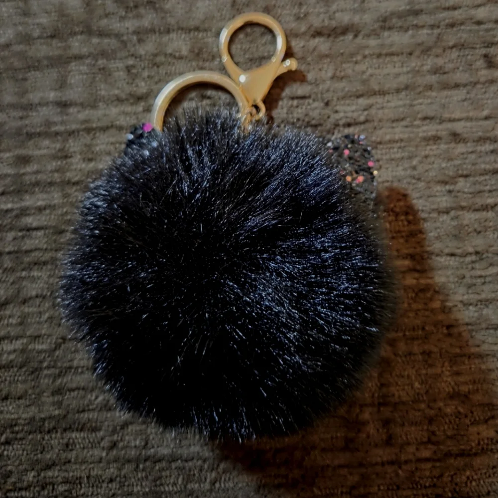 Black Fluffy‎ Owl Fur Pom Pom Keychain Faux Fur Black Pink Silver Eyes NWT